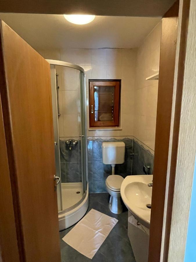 Apartman Ivan Трогир Екстериор снимка