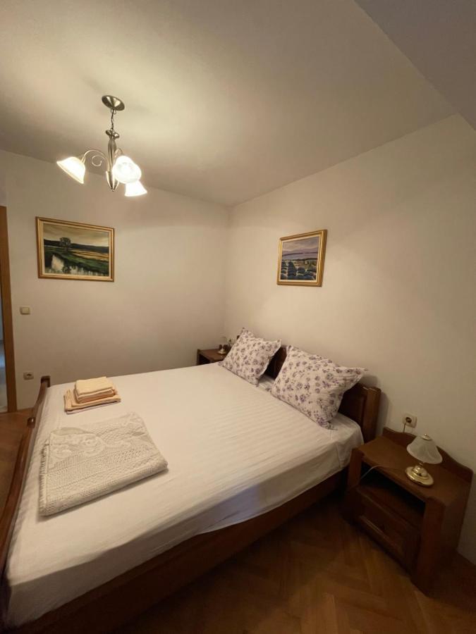 Apartman Ivan Трогир Екстериор снимка